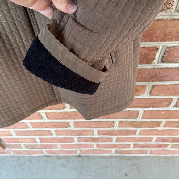 Worthington, black and tan quilted car coat zip up with hood size: small - Picture 12 of 14